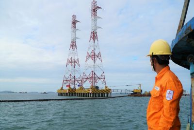 Đẩy nhanh tiến độ công trình đường dây 220kV vượt biển Kiên Bình - Phú Quốc