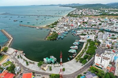 Giá đất 'lên đồng' khắp nơi, thành phố đảo Phú Quốc vẫn lặng sóng