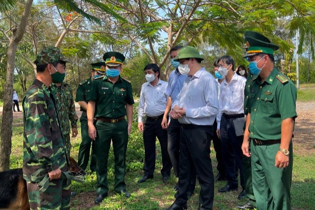 Lãnh đạo tỉnh Kiên Giang xin vacxin phòng covide cho Phú Quốc
