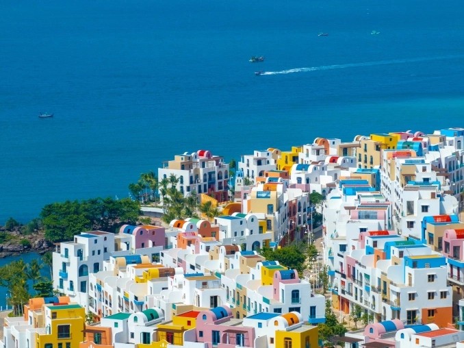 Phố thương mại mô phỏng 'thiên đường du lịch' Santorini