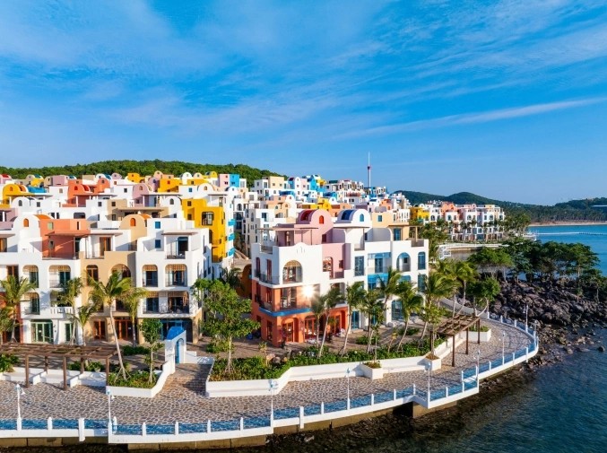 Phố thương mại mô phỏng 'thiên đường du lịch' Santorini